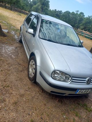 Volkswagen Golf 2002