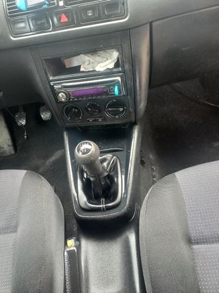 Volkswagen Golf 2002