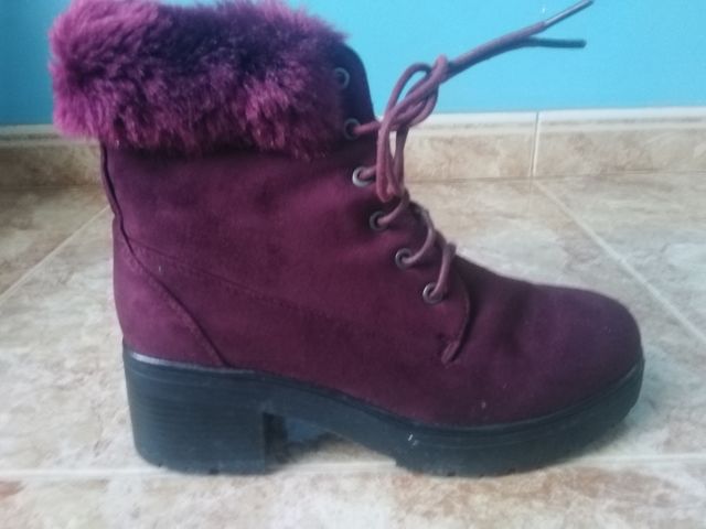 Botas de ante morado