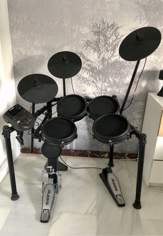 Batería electrónica Alesis Nitro Mesh