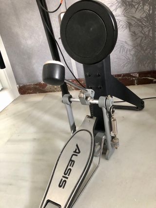 Batería electrónica Alesis Nitro Mesh