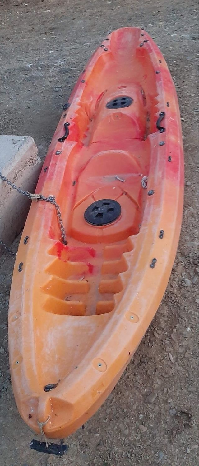 Kayak 3 plazas rígido + 2 palas