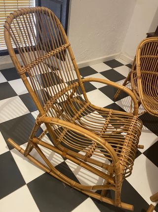 Mesa+sillas mimbre jardín