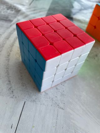 Cubos Rubik: 7 cubos - ¡3€/unidad!
