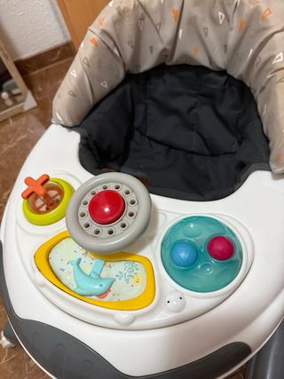Andador bebé con asiento