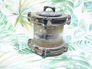 Antiguo faro de barco