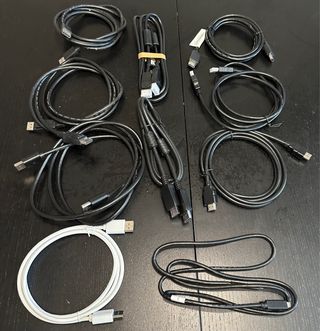 Cable HDMI y DisplayPort
