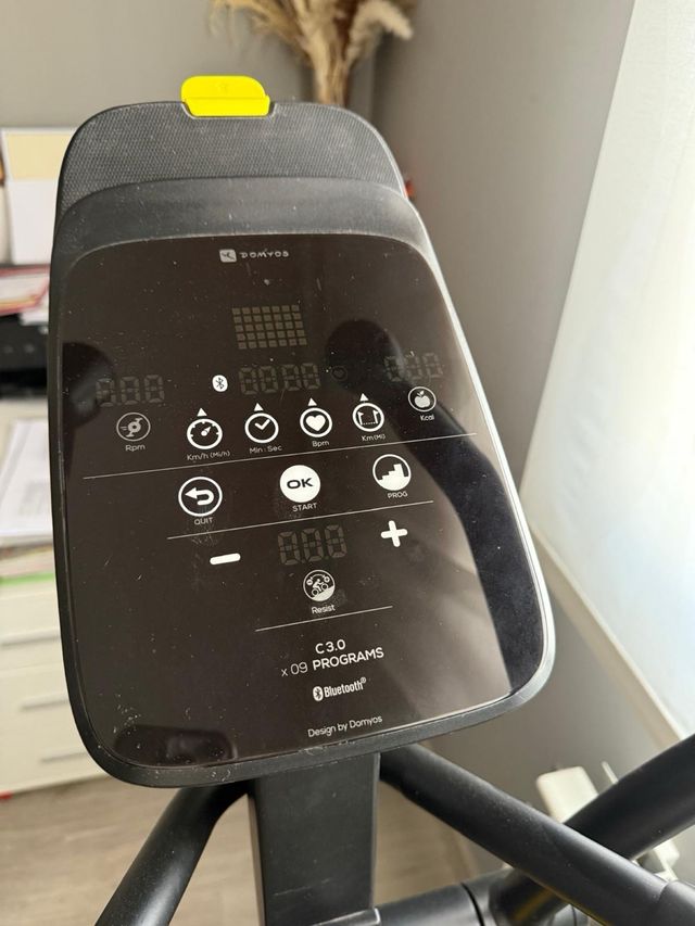 Bicicleta elíptica BH Fitness