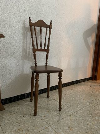 Sillas madera clásicas