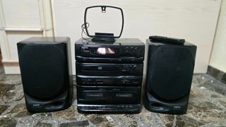 Minicadena Sanyo negra