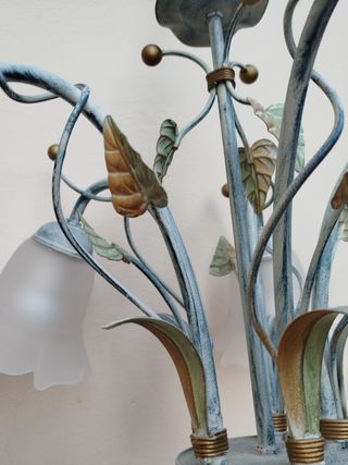 Lámpara techo y mesita , 5 luces, tono azul,blanco