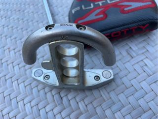 Putter Scotty Cameron Futura X Funda Head Cover

