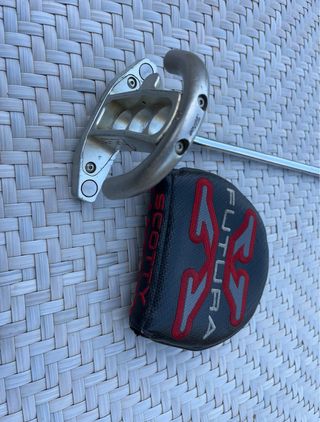 Putter Scotty Cameron Futura X Funda Head Cover

