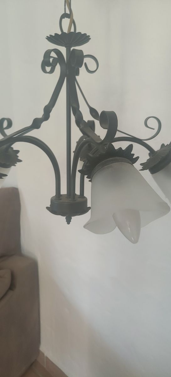 Lámpara metal negra 5 luces