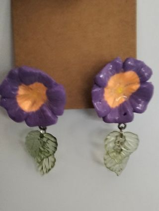 Pendientes florales hechos a mano