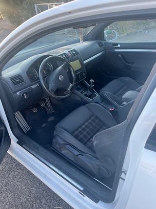 Volkswagen Golf GTI 2005