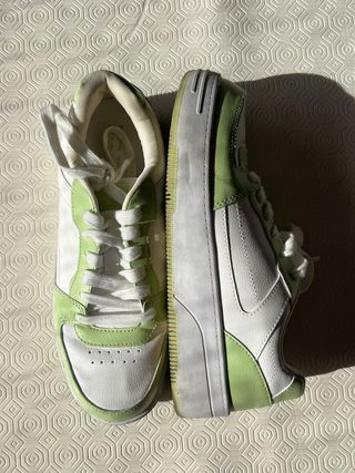 Zapatillas plataforma verde pastel