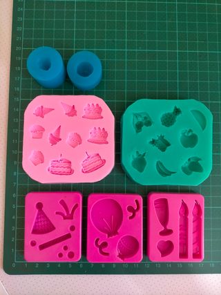 Lote 7. Moldes silicona repostería creativa.