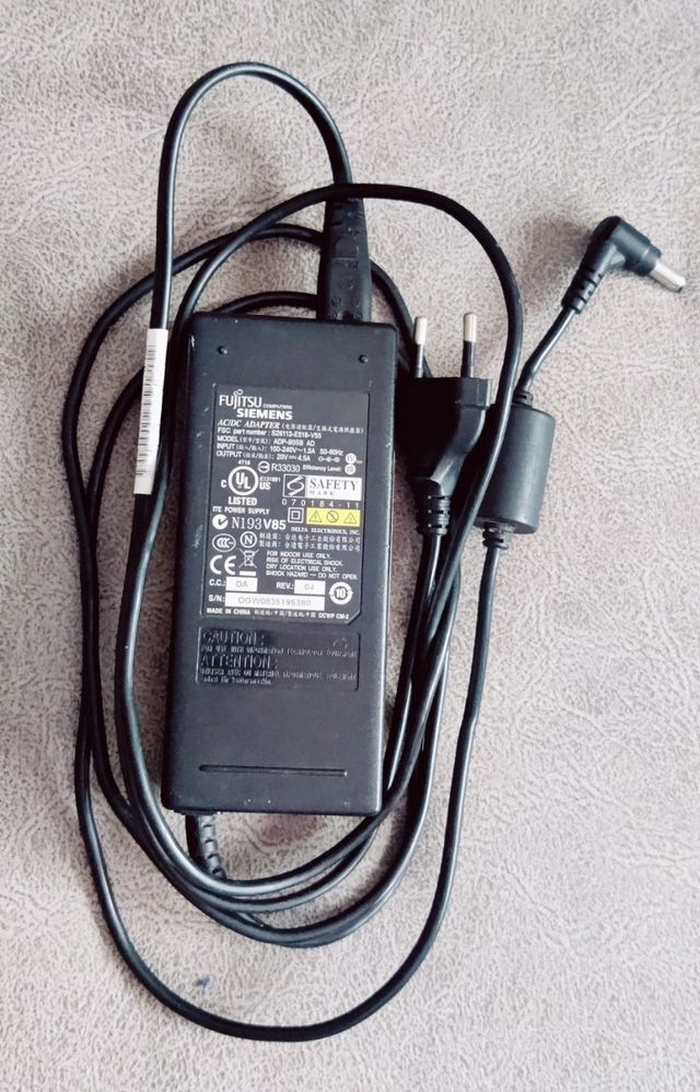 Cargador Fujitsu Siemens