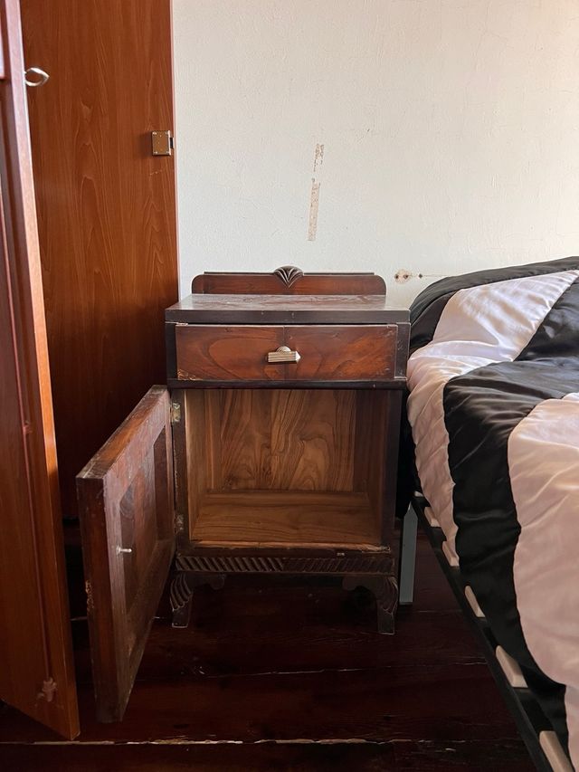 2 Mesillas noche antiguas - Madera de castaño