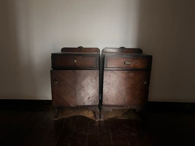 2 Mesillas noche antiguas - Madera de castaño
