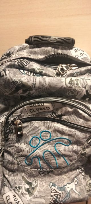Mochila escolar TOTTO nueva