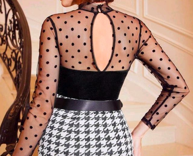 Body terciopelo negro c/ lunares