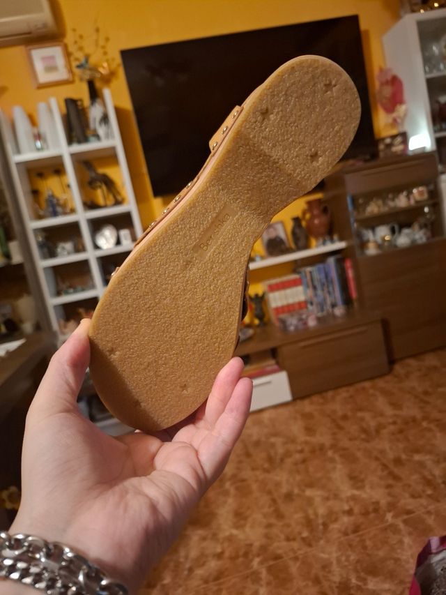 Cuñas Bershka color Camel - Talla 39