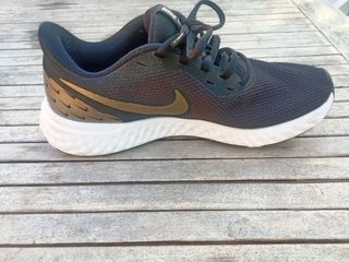 Zapatillas Nike Revolution 5 negras