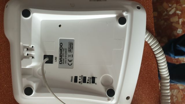 Teléfono fijo sencillísimo para mayores