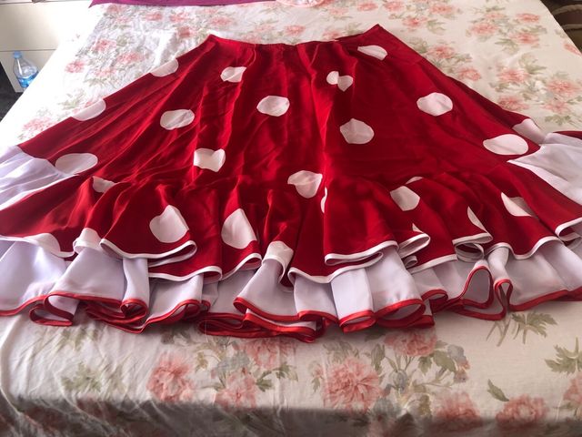 Falda roja lunares blanca Flamenco
