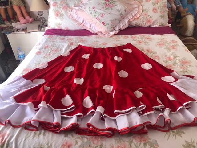 Falda roja lunares blanca Flamenco