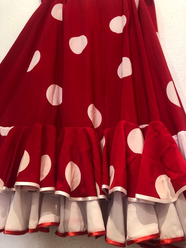 Falda roja lunares blanca Flamenco