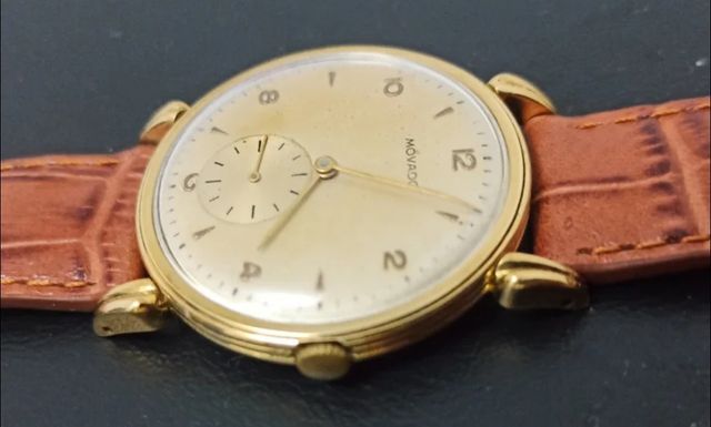 Reloj Movado clásico