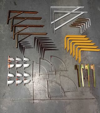 Reggi mensola metallo