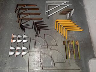 Reggi mensola metallo