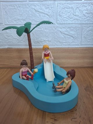 Piscina Playmobil: 3 muñecos