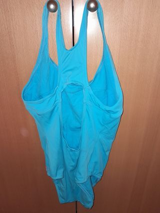 Bañador deportivo 
Doble capa
