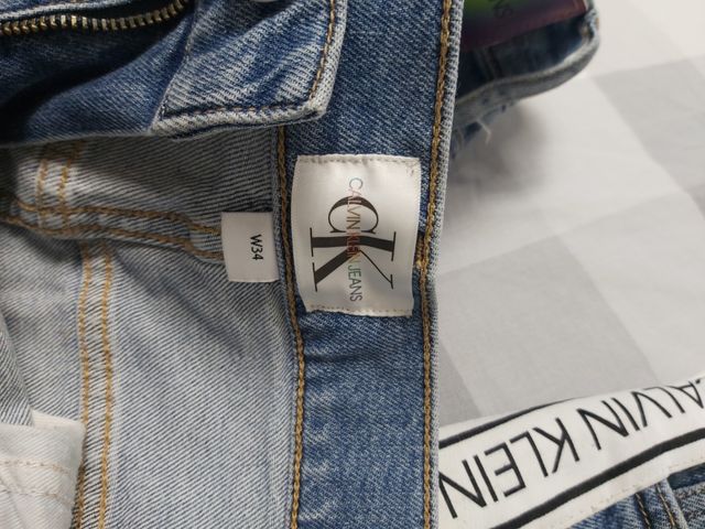 Pantalon vaquero Calvin Klein