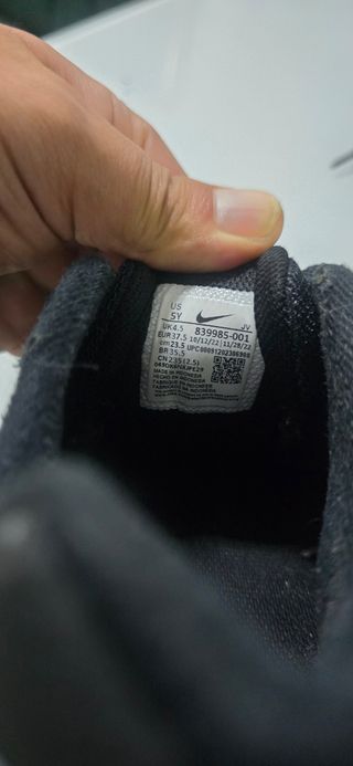 Zapatillas Nike negras 37,5