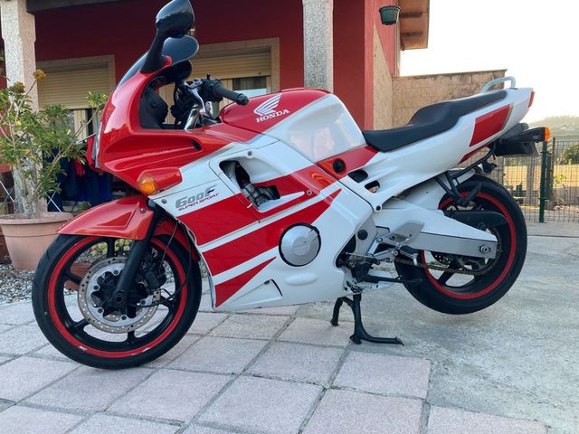 Honda CBR 600 F2