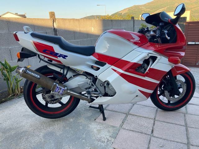 Honda CBR 600 F2