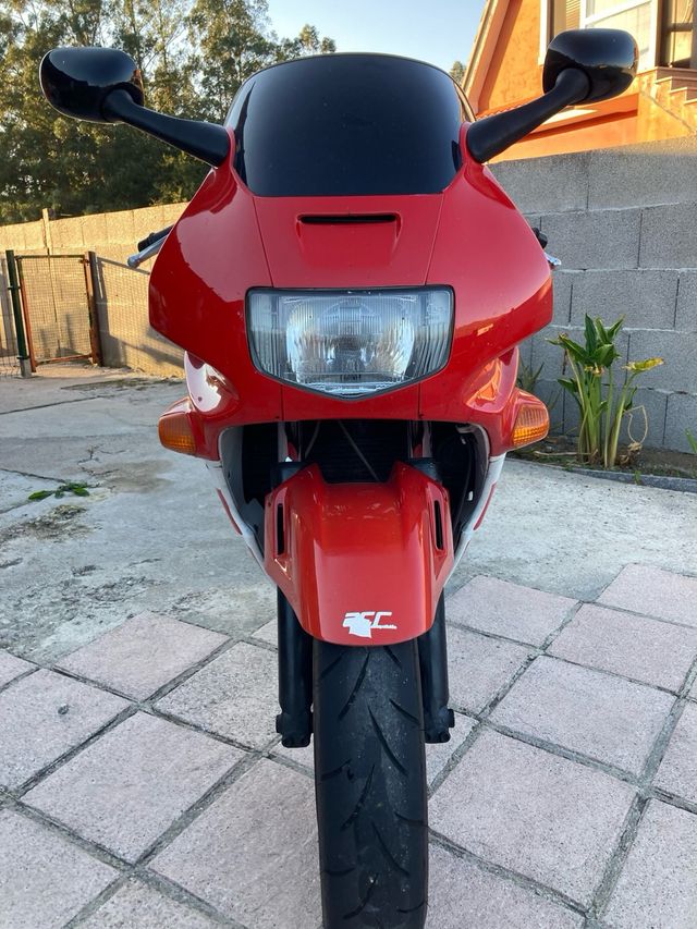 Honda CBR 600 F2