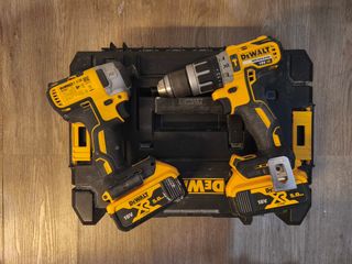 Set Taladro Percutor+Atornillador de Imparc DEWALT