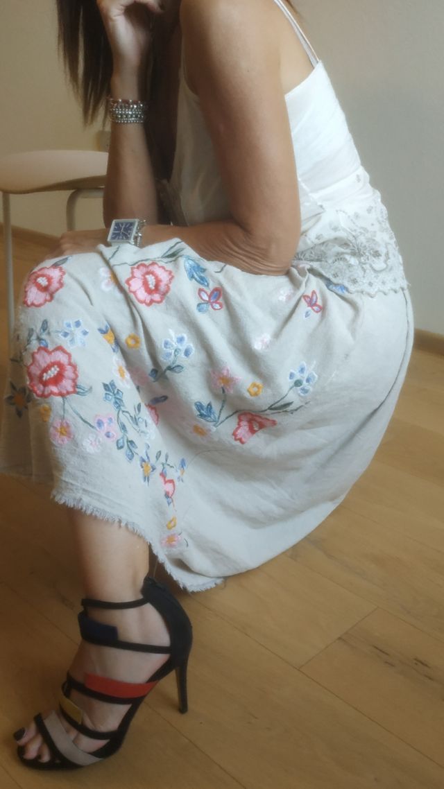 Gonna floreale crema o bianca