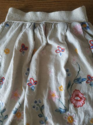 Gonna floreale crema o bianca