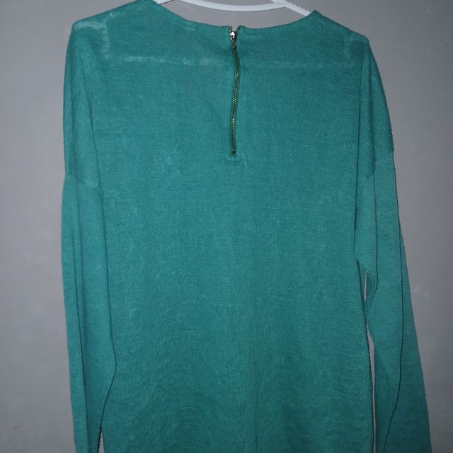 Suéter manga larga verde mujer