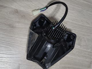 Faro delantero moto