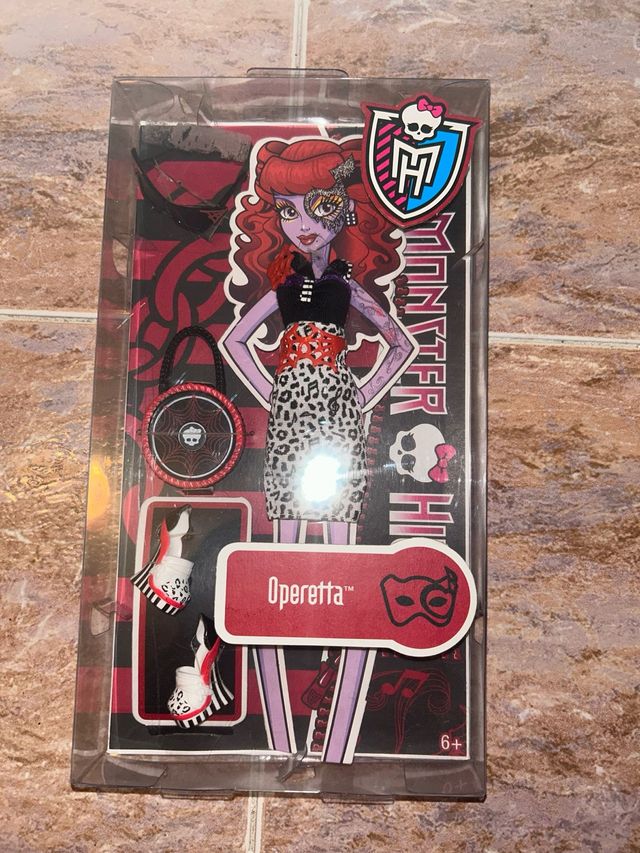 Monster High Operetta - Ropa y accesorios