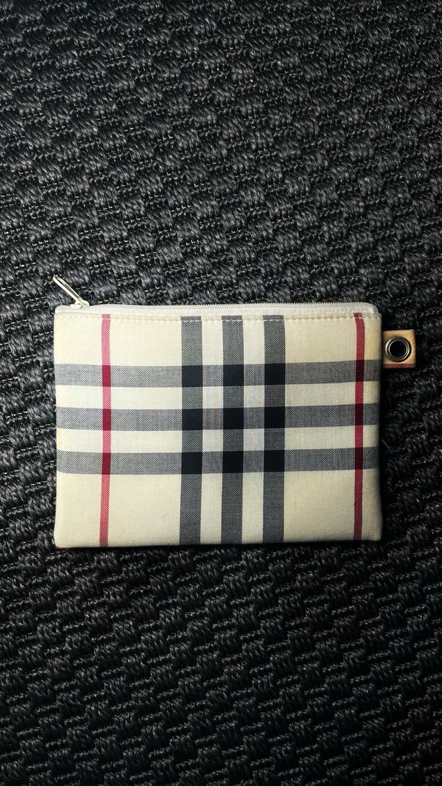 Monedero Burberry - Beige y Negro